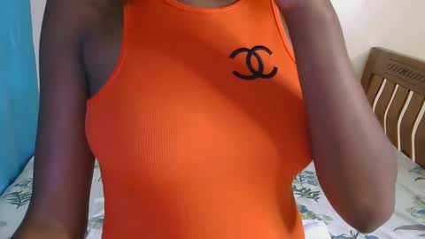 Snapshot of freakky_nessa chatting on 02.20.25 Nessa-Independent model online show from 02.20.25