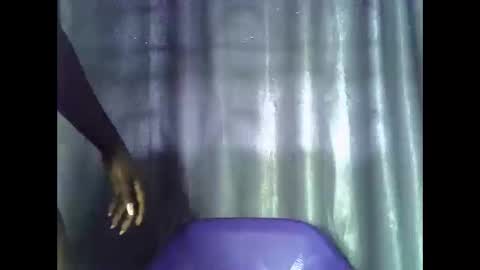 Snapshot of freaky_brula chatting on 10.28.25 freaky brula online show from 10.28.25