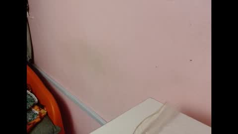 Snapshot of freaky_luna chatting on 11.26.25 luna online show from 11.26.25