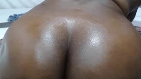 Snapshot of freaky_maxy chatting on 03.10.25 maxy online show from 03.10.25