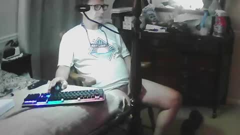 Snapshot of freddiespaghetti chatting on 06.21.26 freddiespaghetti online show from 06.21.26