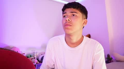Juan  give it a thumbs up please its important online show from 10.08.25