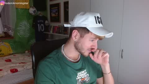 Snapshot of freddy_star chatting on 12.09.24 Frederick Perin online show from 12.09.24