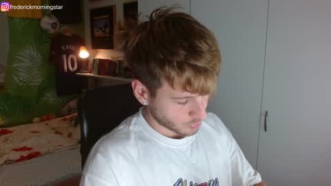Snapshot of freddy_star chatting on 12.10.24 Frederick Perin online show from 12.10.24