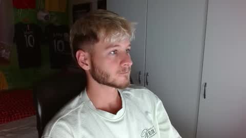 Snapshot of freddy_star chatting on 09.13.25 Frederick Perin online show from 09.13.25