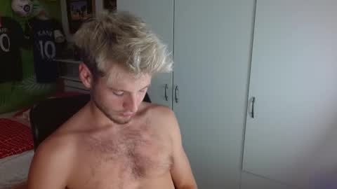 Snapshot of freddy_star chatting on 09.19.25 Frederick Perin online show from 09.19.25