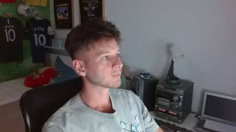 Snapshot of freddy_star chatting on 07.22.26 Frederick Perin online show from 07.22.26