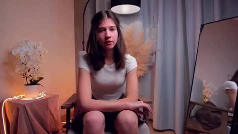 Snapshot of frederickafulling chatting on 11.19.25 Jane online show from 11.19.25