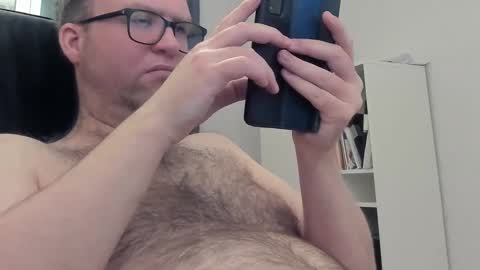 Snapshot of fredrik386959 chatting on 01.17.25 Fredrik online show from 01.17.25