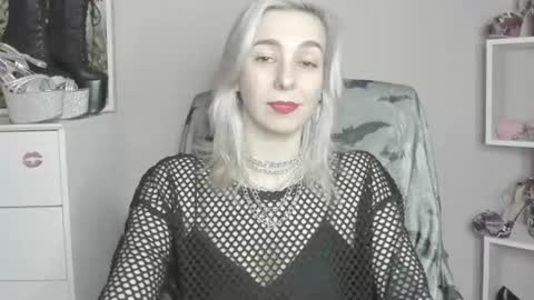 Snapshot of freeanne chatting on 07.15.26 Anne online show from 07.15.26