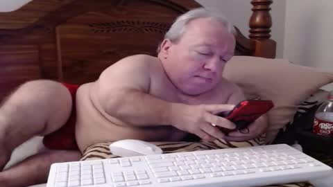 Cute Lil Man online show from 11.23.25