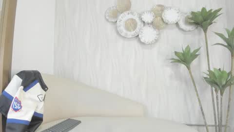 Frehia   online show from 02.04.26