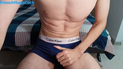 Manson FrenchHugeCock online show from 11.29.25