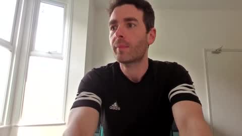 Snapshot of frenchbdmaninlondon chatting on 05.11.26 Horny Paul online show from 05.11.26