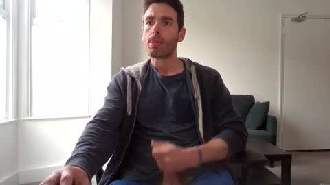 Snapshot of frenchbdmaninlondon chatting on 05.12.26 Horny Paul online show from 05.12.26