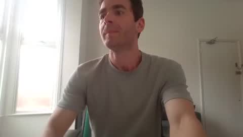 Snapshot of frenchbdmaninlondon chatting on 05.19.26 Horny Paul online show from 05.19.26