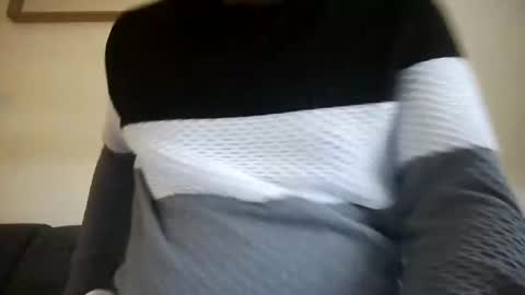 Snapshot of frenchhard0000 chatting on 02.21.25 Horny french hard online show from 02.21.25