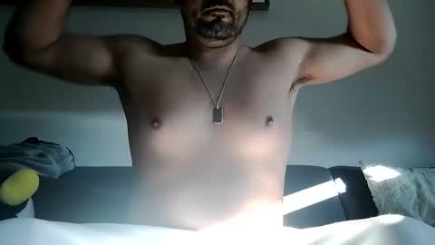 Snapshot of frenchhard0000 chatting on 03.06.25 Horny french hard online show from 03.06.25