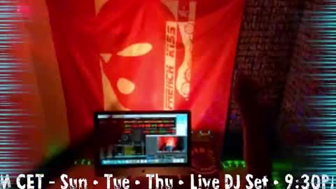 Snapshot of frenchkissdjfk chatting on 11.18.25 frenchkissdjfk online show from 11.18.25