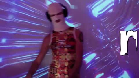 Snapshot of frenchkissdjfk chatting on 11.27.25 frenchkissdjfk online show from 11.27.25