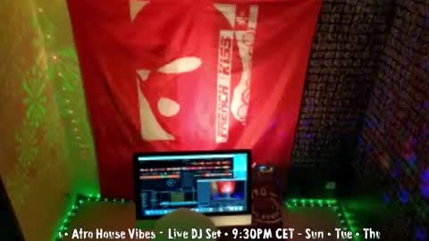 Snapshot of frenchkissdjfk chatting on 12.16.25 frenchkissdjfk online show from 12.16.25