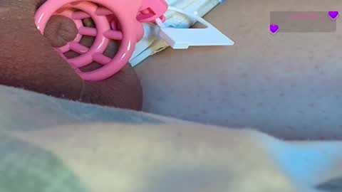 Snapshot of frenulumsnap chatting on 03.09.25 Meadow online show from 03.09.25