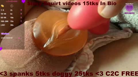 Snapshot of frenulumsnap chatting on 11.29.25 Meadow online show from 11.29.25