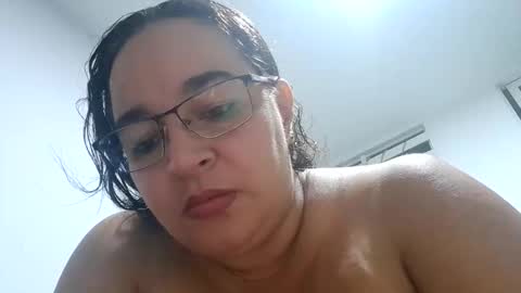 fresa_salvaje11 online show from 10.10.25