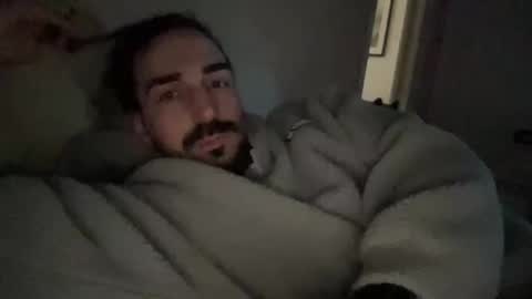 Snapshot of freshitalianguy chatting on 11.10.25 ITALIANGUY online show from 11.10.25