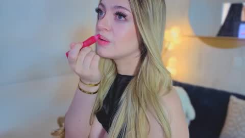 fresita_pink_ online show from 03.18.26