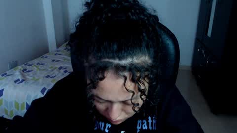 Louise  online show from 01.03.25