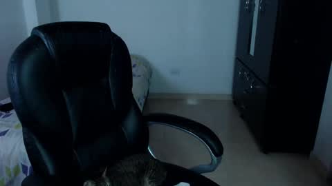 Louise  online show from 01.07.25