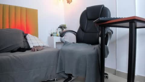 Freya online show from 01.11.26