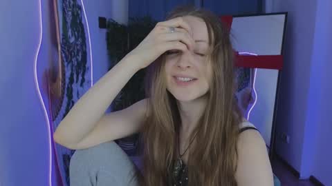 Snapshot of freya_nilsson chatting on 01.24.25 Freya online show from 01.24.25