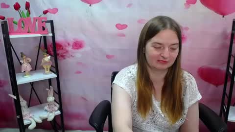 Snapshot of freyadak chatting on 05.27.26 FreyaDak online show from 05.27.26
