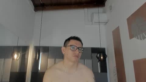  ALIS AND ALEX  online show from 11.18.25