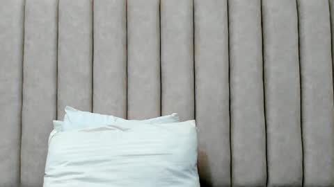 FreyaMoller  online show from 02.21.26