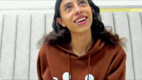 FreyaMoller  online show from 02.25.26