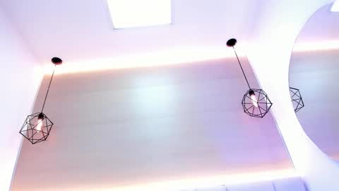 Pau. online show from 01.05.26