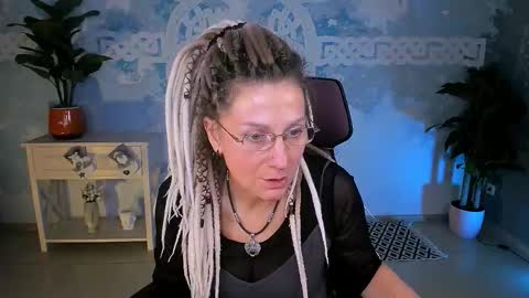 Frida Tander online show from 01.09.26