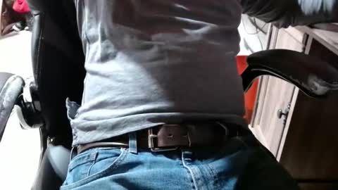 Snapshot of frighterkill13 chatting on 10.23.25 frighterkill13 online show from 10.23.25