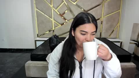 Snapshot of frreya_ chatting on 11.10.25 Frreya online show from 11.10.25