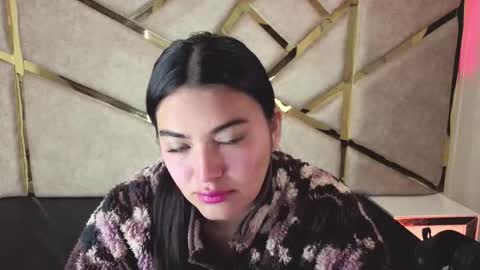 Snapshot of frreya_ chatting on 11.24.25 Frreya online show from 11.24.25