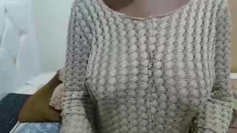 Snapshot of fruity28 chatting on 11.02.25 fruity28 online show from 11.02.25