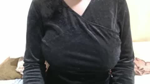 Snapshot of fruity28 chatting on 11.03.25 fruity28 online show from 11.03.25