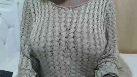 Snapshot of fruity28 chatting on 11.19.25 fruity28 online show from 11.19.25