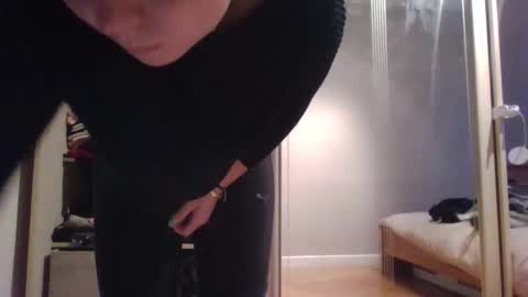 Snapshot of fuckhard4you chatting on 10.12.25 La online show from 10.12.25