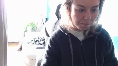 Snapshot of fuckhard4you chatting on 10.19.25 La online show from 10.19.25