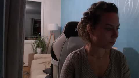 Snapshot of fuckhard4you chatting on 10.23.25 La online show from 10.23.25