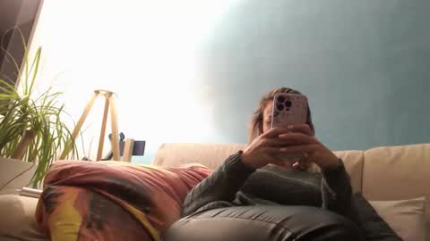 Snapshot of fuckhard4you chatting on 11.12.25 La online show from 11.12.25